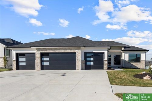 6518 S 208th Ave, Elkhorn, NE, 68022-3450 | Card Image
