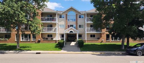 102-320 Silverwood Rd, Saskatoon, SK, S7K6Y4 | Card Image