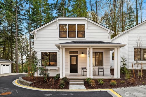 13472 (HS 8) Ne 112th Pl, Redmond, WA, 98052-2466 | Card Image
