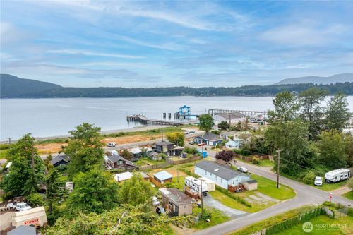 3421 Lena Rd, Bellingham, WA, 98226-9206 | Card Image