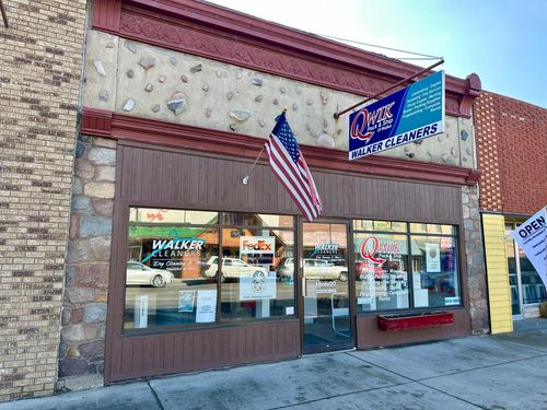 507 Minnesota Ave W, Walker, MN, 56484-1068 | Card Image