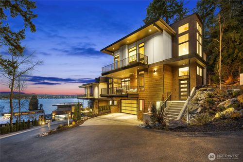 7116 Ne 119th Ln, Kirkland, WA, 98034-2439 | Card Image