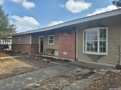 130 Chadwick Dr, San Antonio, TX, 78227-4408 | Card Image