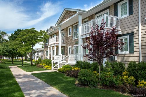 apt-25-234 River Ave, Patchogue, NY, 11772-3348 | Card Image
