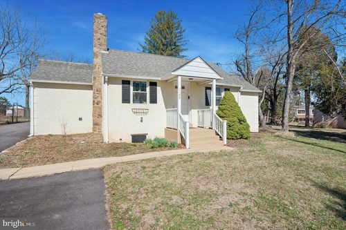 1143 Pawlings Rd, NORRISTOWN, PA, 19403-2211 | Card Image