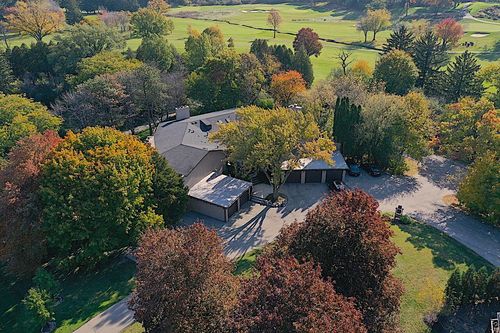 880 Windsor Dr, Fontana, WI, 53125-1293 | Card Image