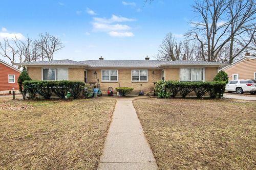 930 / 932 Lancashire Court Se, Grand Rapids, MI, 49508 | Card Image