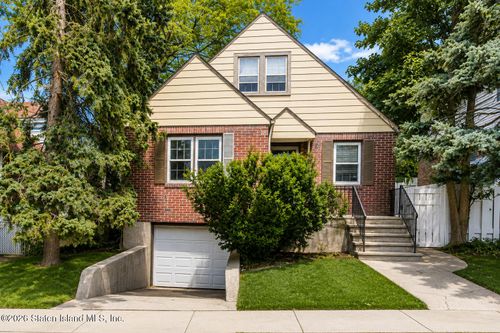 659 Davis Ave, Staten Island, NY, 10310-3001 | Card Image