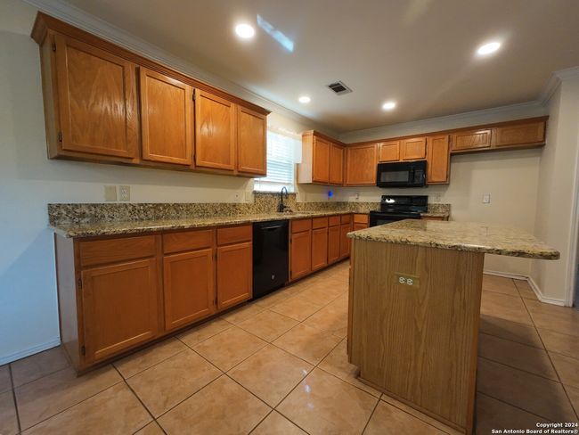 9723 Dahlia, House other with 3 bedrooms, 3 bathrooms and null parking in Helotes TX | Image 13