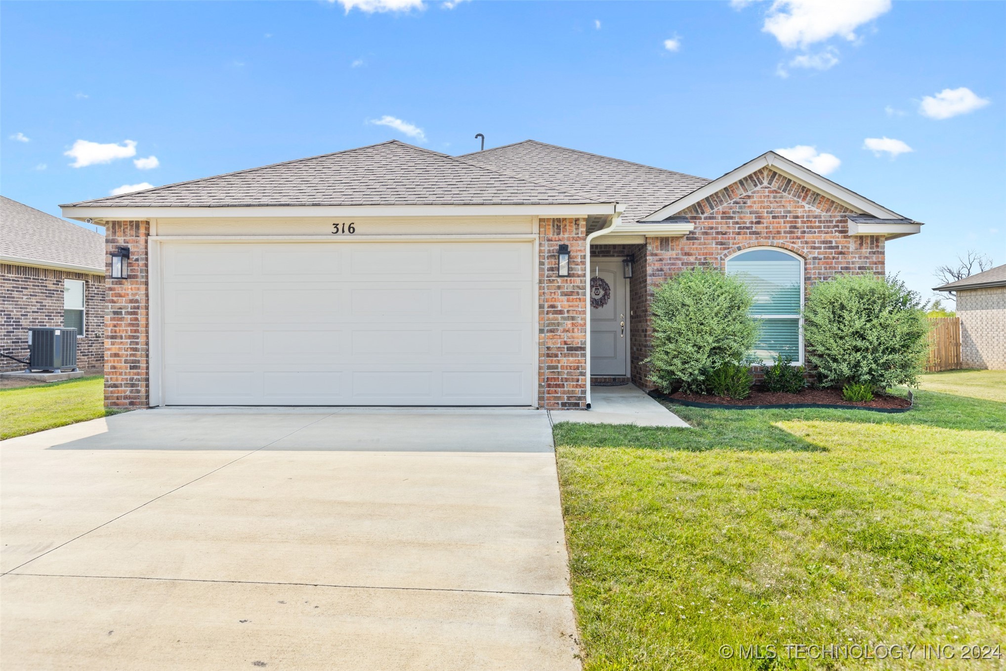 48th Ct, Broken Arrow, OK 74014