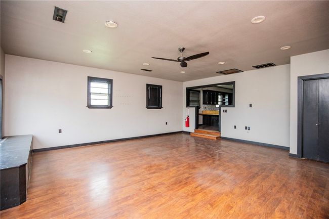 706 S Main St, Home with 0 bedrooms, 0 bathrooms and 10 parking in Cave Springs AR | Image 9