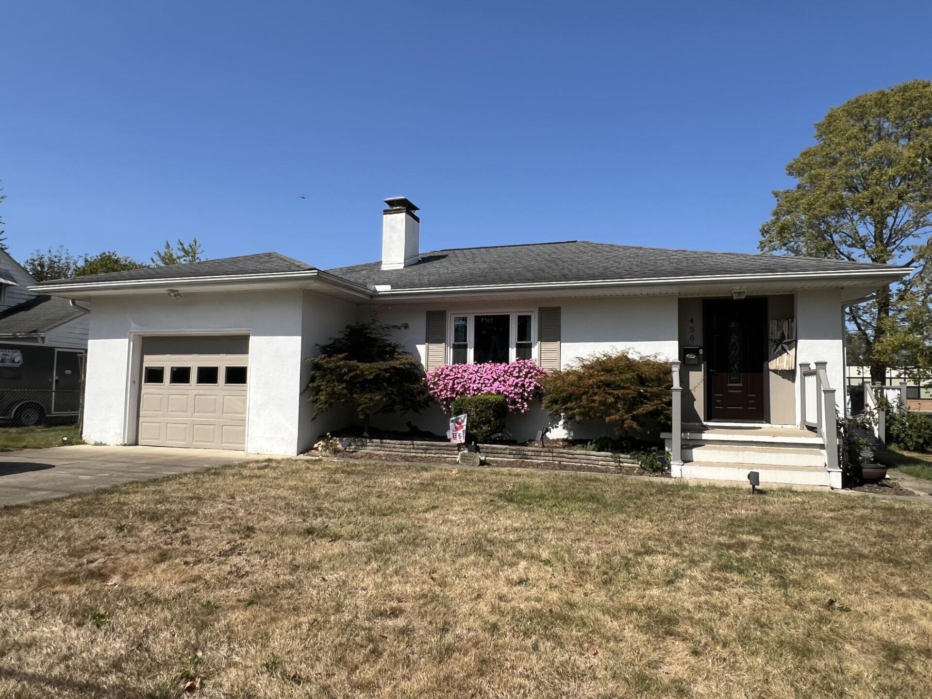 Moull St, Newark, OH 43055
