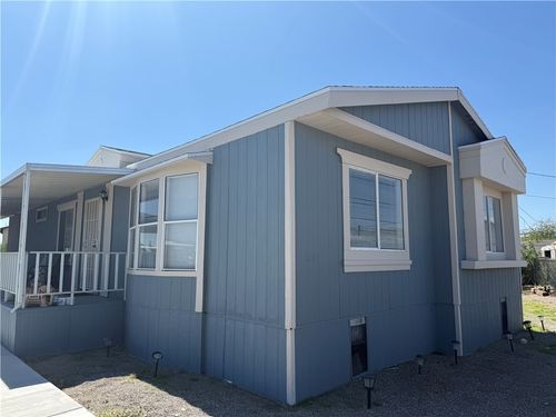 1224 Silica Cir, Bullhead City, AZ, 86442-7043 | Card Image