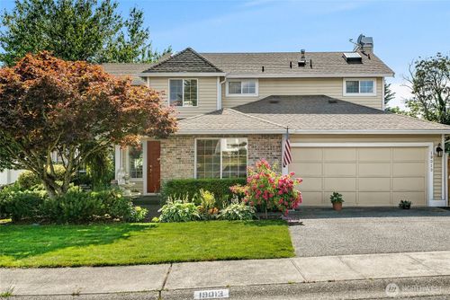 19013 112th Pl Se, Renton, WA, 98055-7159 | Card Image