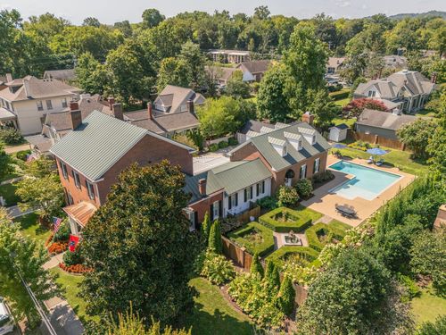 224 3rd Ave S, Franklin, TN, 37064-2618 | Card Image