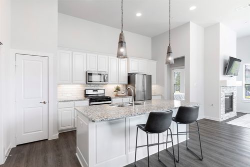 1657 Dewberry Ln, Garland, TX, 75042-3914 | Card Image