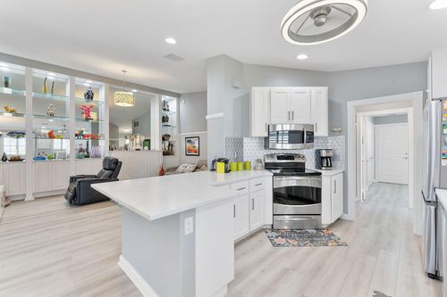 8210 Saint Johns Ct, Wellington, FL, 33414-7406 | Card Image