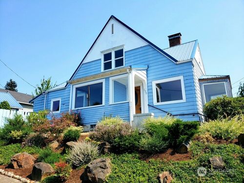 120 Spring Street, Cathlamet, WA, 98612 | Card Image