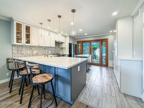 1128 Canterford Cir, Westlake Village, CA, 91361-3321 | Card Image