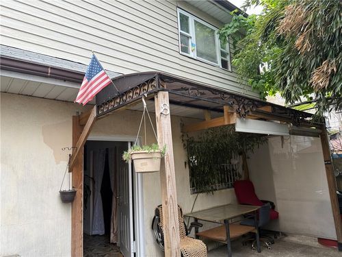 8 Brighton 8th Pl, Brooklyn, NY, 11235-6309 | Card Image