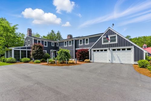 314 Grove St, Westwood, MA, 02090-1028 | Card Image