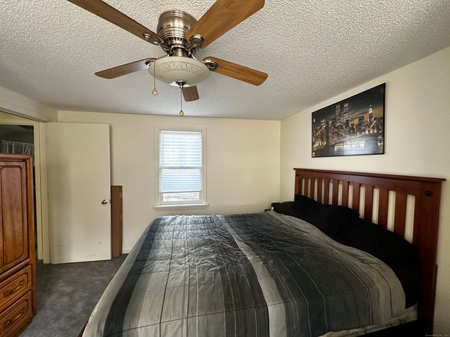 7 &amp; 7R N Washington Avenue, Home with 2 bedrooms, 2 bathrooms and 4 parking in East Lyme CT | Image 5