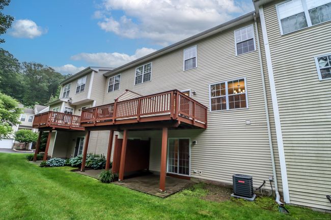2303 - 2303 Eaton Court, Condo with 2 bedrooms, 2 bathrooms and null parking in Danbury CT | Image 28