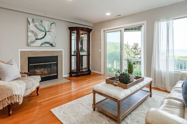APT-110 - 1 Mansfield Grove Rd, Condo with 2 bedrooms, 2 bathrooms and null parking in East Haven CT | Image 16