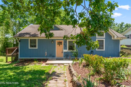 870 Birch St, Alcoa, TN, 37701-3068 | Card Image