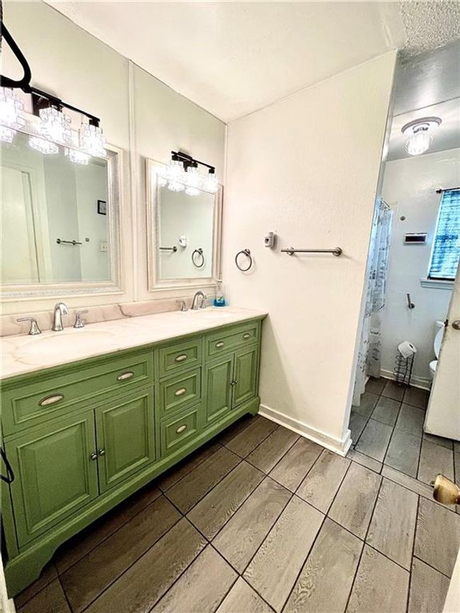 2116 Breckenridge Dr, House attached with 3 bedrooms, 2 bathrooms and null parking in Harvey LA | Image 17