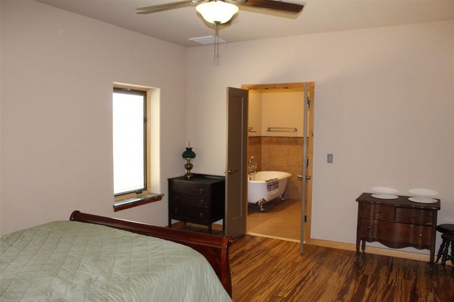 1252 Merlot, House other with 3 bedrooms, 3 bathrooms and 5 parking in New Braunfels TX | Image 8