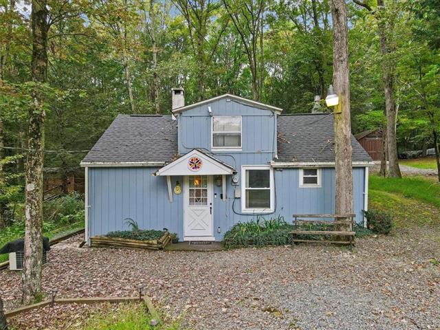 Bear Creek Dr, Jim Thorpe, PA 18229