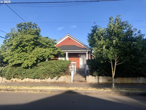 3929 Se 65th Ave, Portland, OR, 97206-3636 | Card Image