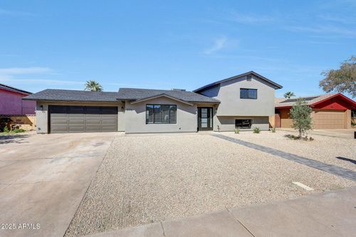 3116 W Gelding Dr, Phoenix, AZ, 85053-5732 | Card Image