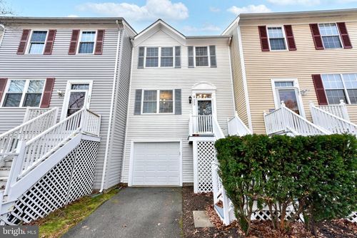 523 Blacksburg Ter Ne, LEESBURG, VA, 20176-2460 | Card Image