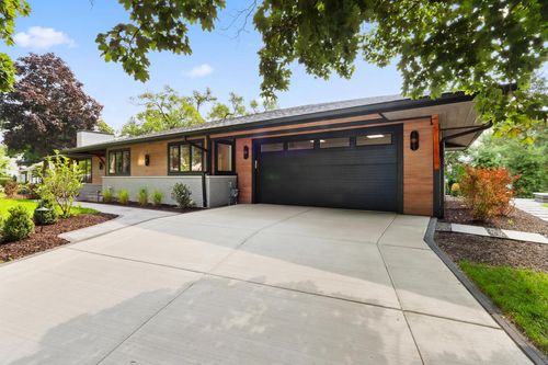 1600 Evergreen Lane, Lake Geneva, WI, 53147 | Card Image