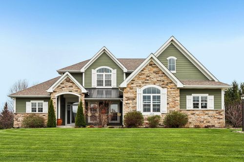 6408 Blue River Way, Caledonia, WI, 53402-9441 | Card Image