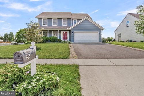 25 Springbrook Dr, PALMYRA, PA, 17078-8701 | Card Image