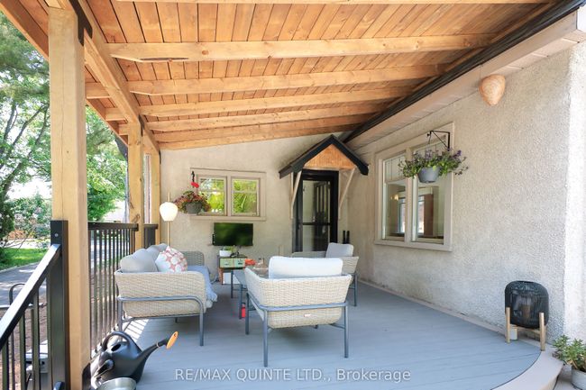 291 Dufferin Ave, House other with 2 bedrooms, 2 bathrooms and 8 parking in Belleville ON | Image 34
