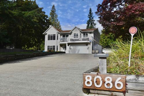 8086 Dogwood Dr, Halfmoon Bay, BC, V7Z1A8 | Card Image
