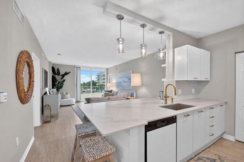 506-625 Casa Loma Blvd, Boynton Beach, FL, 33435-4151 | Card Image