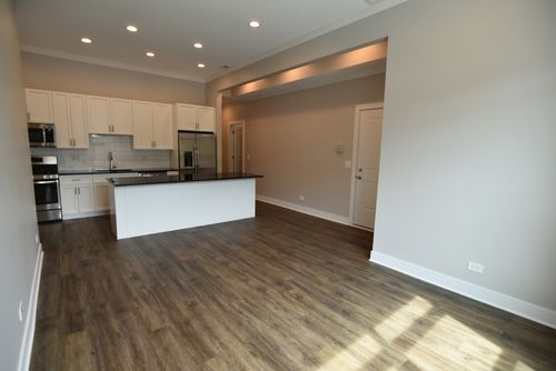 1-3212 N Halsted Street, Chicago, IL, 60657 | Card Image