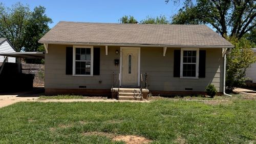 513 W Inwood Dr, Wichita Falls, TX, 76301-2927 | Card Image