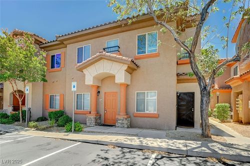 136-7701 W Robindale Rd, Las Vegas, NV, 89113-4042 | Card Image