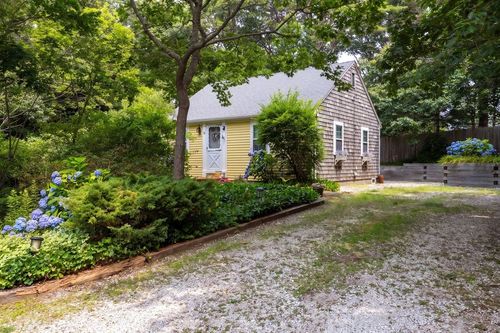 22 Country Ln, South Chatham, MA, 02659-1502 | Card Image