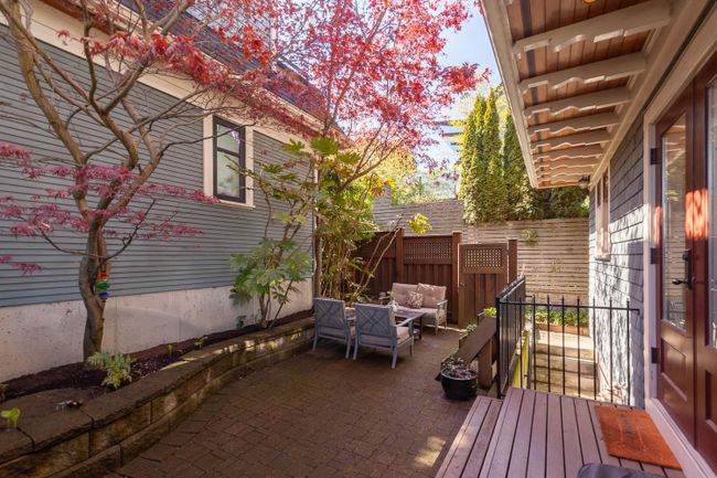 1629 Larch Street, Home with 3 bedrooms, 2 bathrooms and 1 parking in Vancouver BC | Image 24