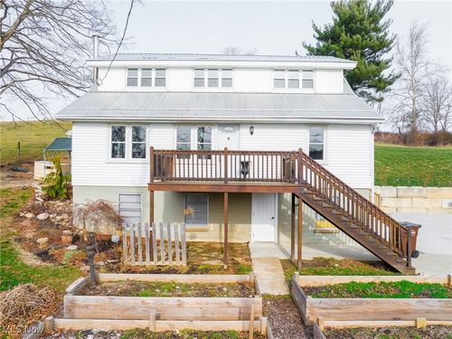 7201 County Road 203, Millersburg, OH, 44654-9017 | Card Image