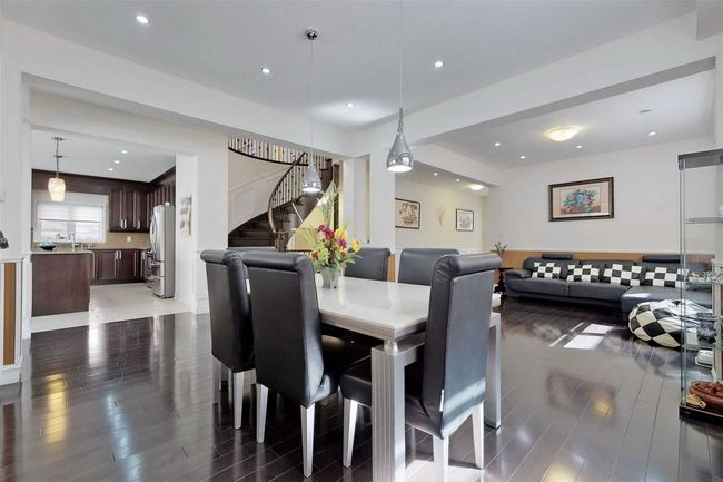 10 Gosling St, House other with 4 bedrooms, 5 bathrooms and 7 parking in Brampton ON | Image 7