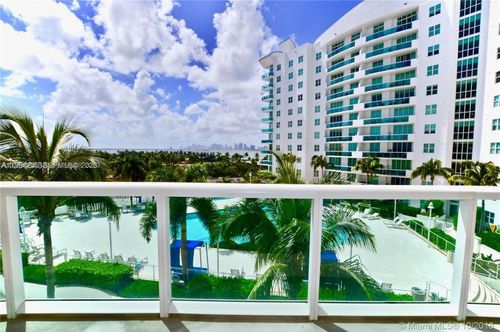 806-7900 Harbor Island Dr, North Bay Village, FL, 33141-4288 | Card Image