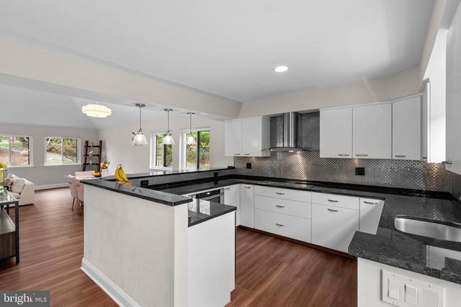11310 Harborside Cluster, House other with 4 bedrooms, 3 bathrooms and null parking in Reston VA | Image 20